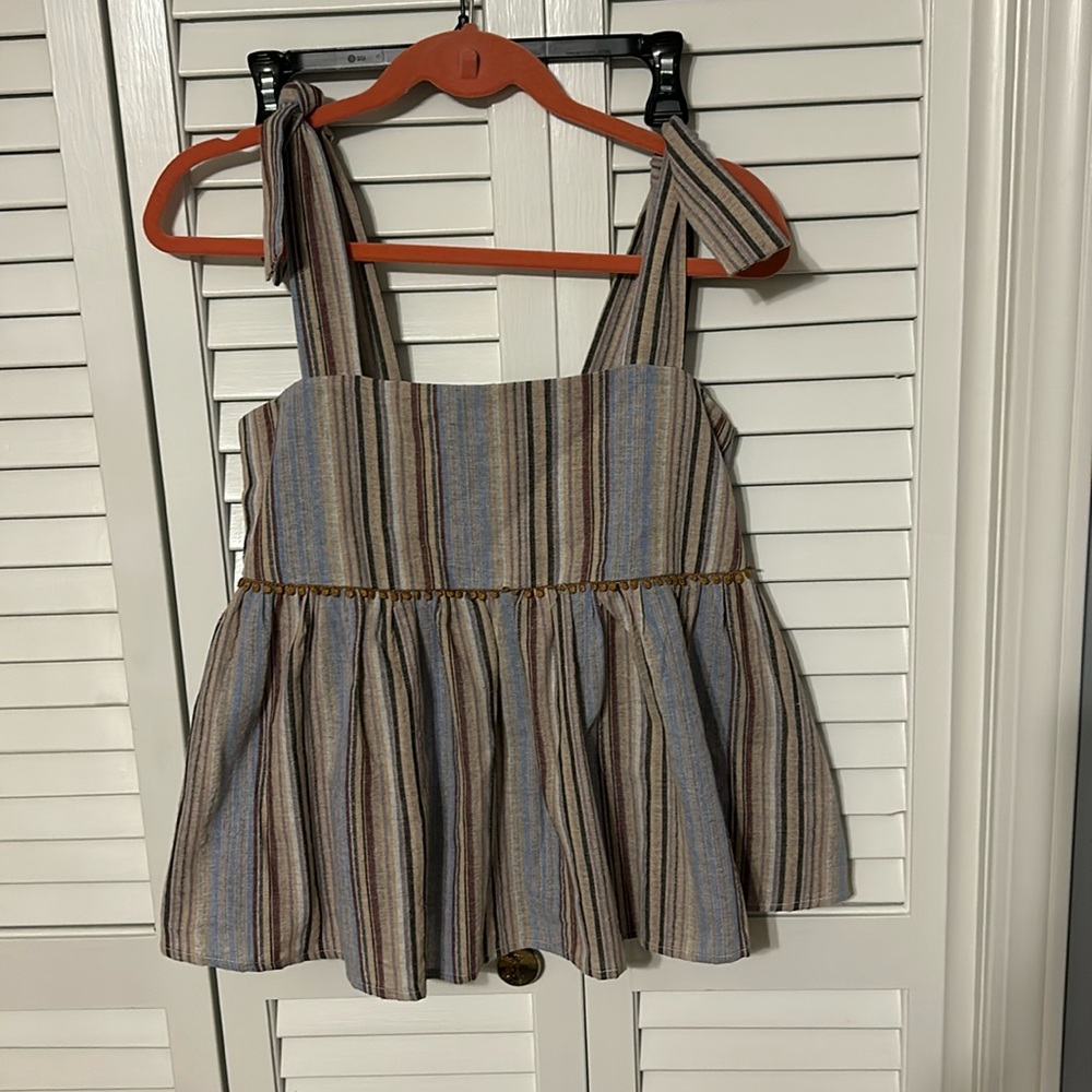 Altar’s State peplum top